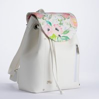 Volnočasový batoh DAG akvarelové letní květy, bílá