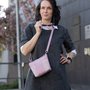 crossbody-kabelka-mala-ruzova-09
