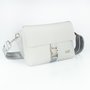 Crossbody-kabelka-ledvinka-bila-03.jpg