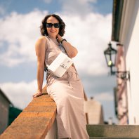 Crossbody kabelka/ledvinka ELVEE bílá, stříbrná