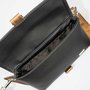 Crossbody-kabelka-ledvinka-cerna-hneda-metaliza-06.jpg