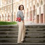 Crossbody-kabelka-ledvinka-cervena-seda-11.jpg