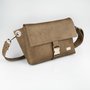 Crossbody-kabelka-ledvinka-hneda-mocca-03.jpg