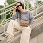 Crossbody-kabelka-ledvinka-hneda-mocca-15.jpg