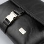 Crossbody-kabelka-ledvinka-temna-cerna-08.jpg
