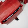 Crossbody-kabelka-ledvinka-temna-cervena-05.jpg