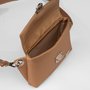 Crossbody-kabelka-ledvinka-stribrna-metalicka-04