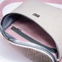 crossbody_kabelka_ruzova_stredni-05